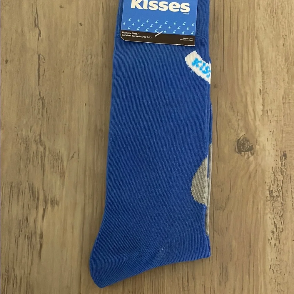 🏝️🎉Kiss Blue Socks